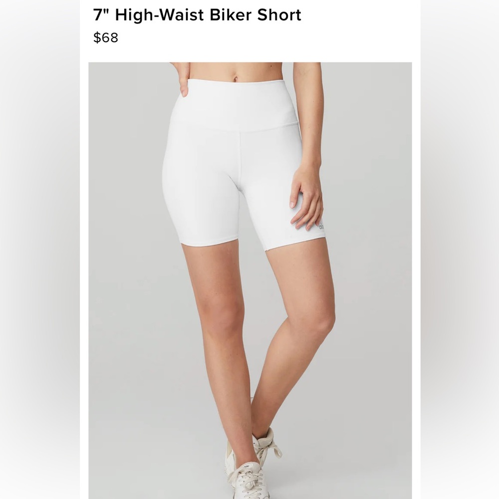ALO - White 7” Bike Shorts - Sz Small